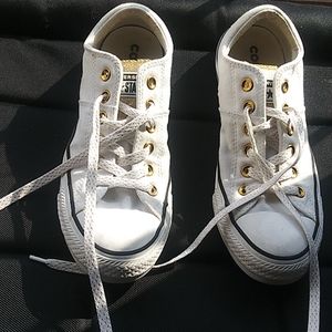 Women's size 8 gold glitter converse